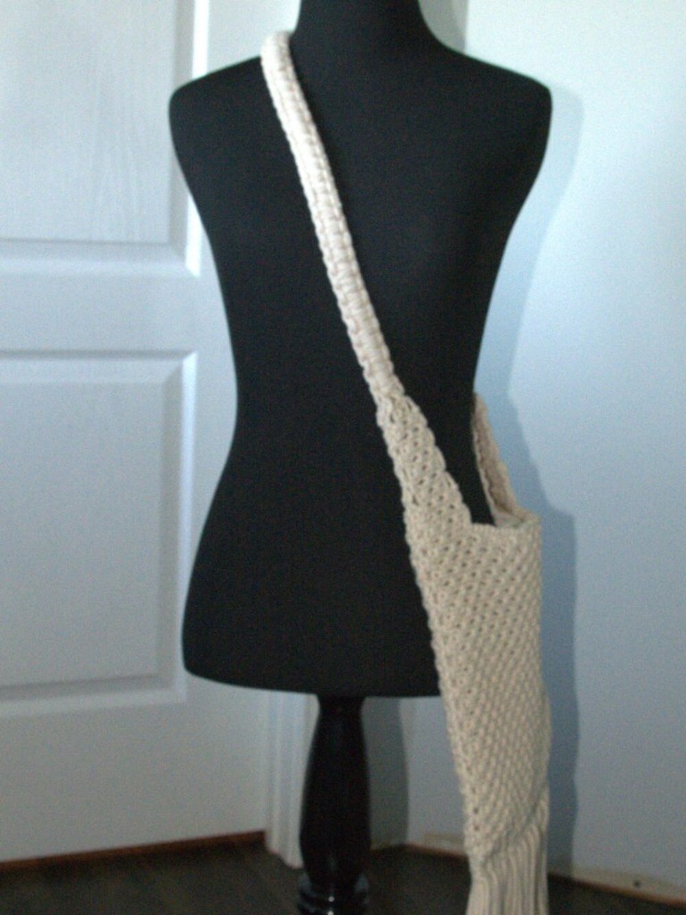 Handmade Cream Macrame Fringe Crossbody Bag 11x11 inch - Picture 2 of 4